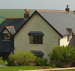 The Roundhouse, Horns Cross